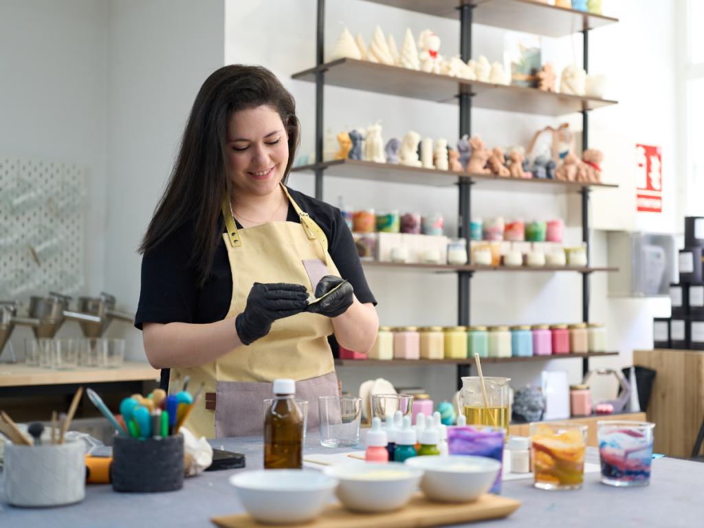 Cómo se hacen las velas artesanales: el proceso detrás de cada aroma