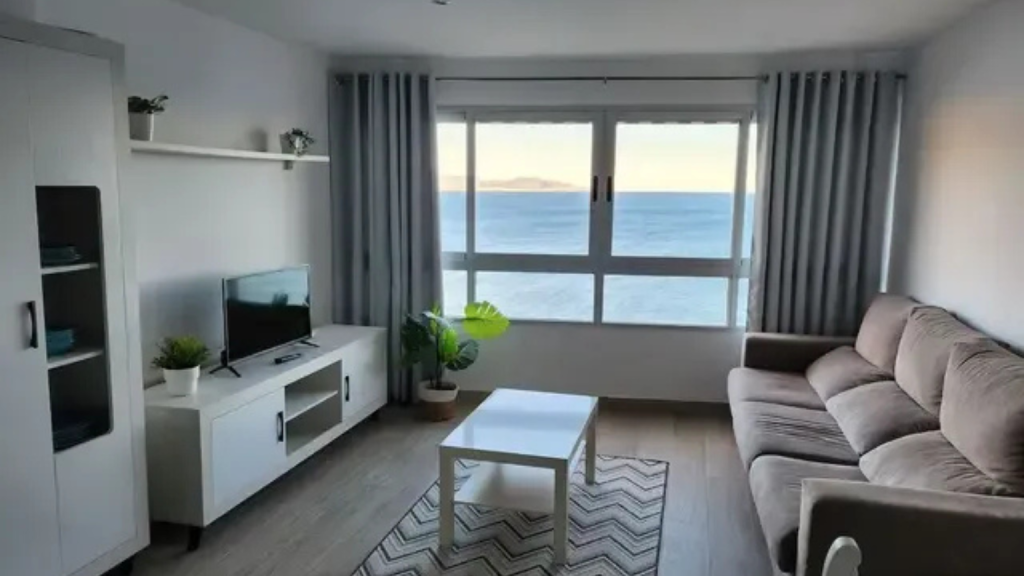 apartamento con terraza almuñécar