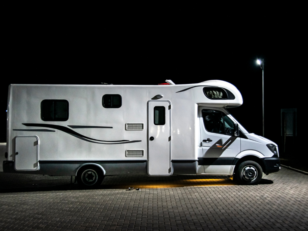 Dónde guardar tu caravana de forma segura cerca de Valencia