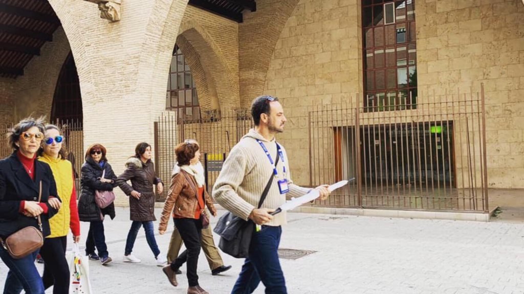 Guía local Valencia: visitar solo o con acompañamiento