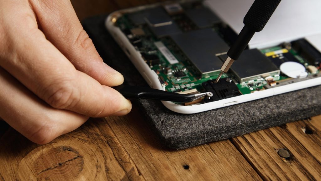 Tienda de electrónica con servicio de reparación en Quintanar del Rey