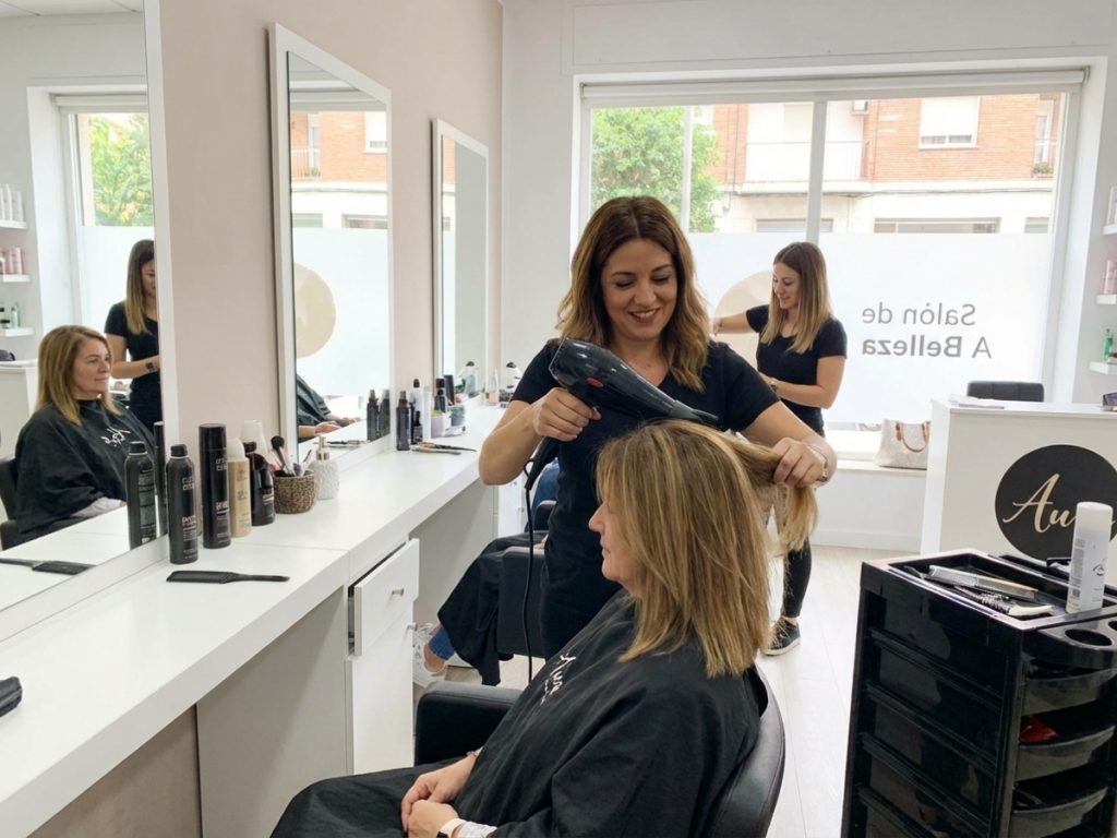 Descubre tu salón de belleza de confianza