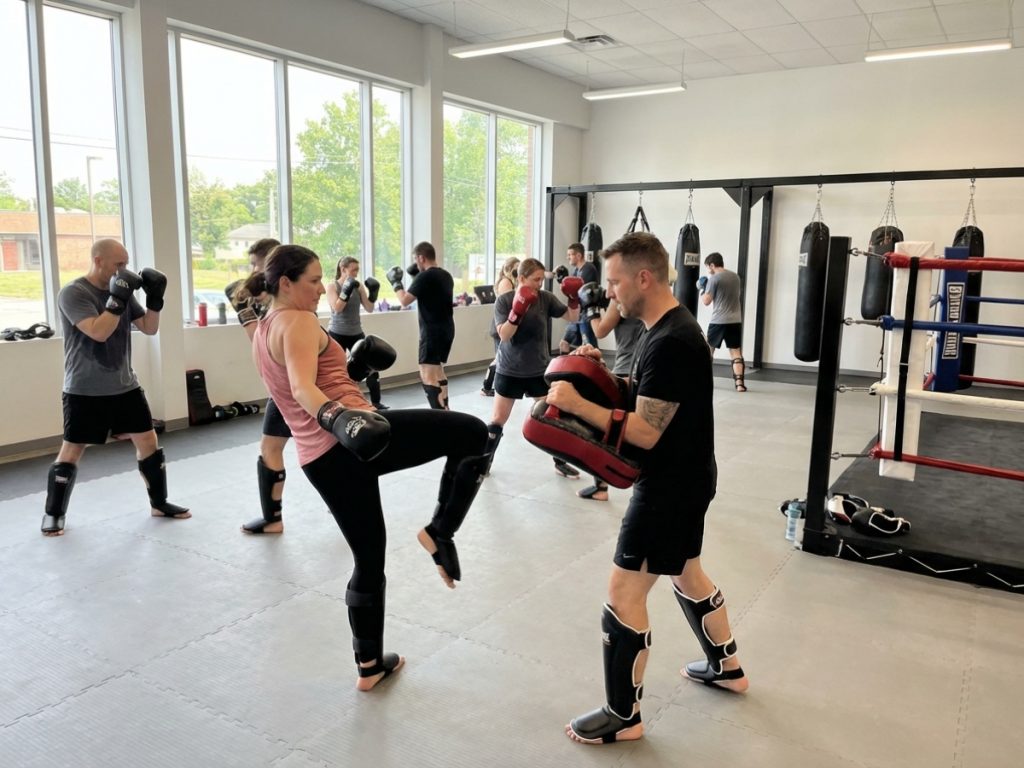 Entrena Kick Boxing: Fuerza y Disciplina a tu Alcance