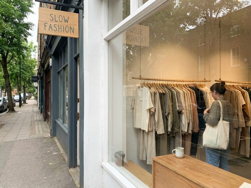 Descubre la ropa slow fashion que transforma tu estilo