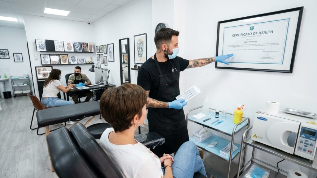 ¿Qué considerar al buscar un estudio de tatuajes en Móstoles?