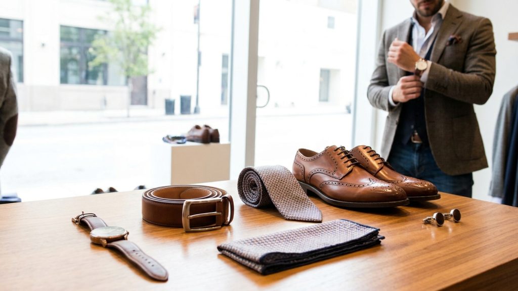 ¿Qué son los complementos de moda para hombre y cómo elegirlos?