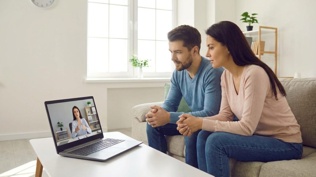 ¿Qué es la terapia de pareja online y cuándo buscarla?