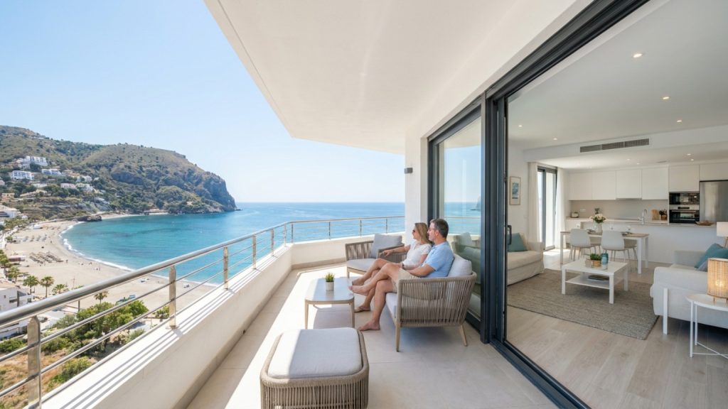 ¿Qué es un apartamento en La Herradura playa y por qué es una opción ideal?