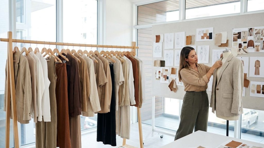 ¿Qué es una colección de ropa y cuál es su verdadero valor?