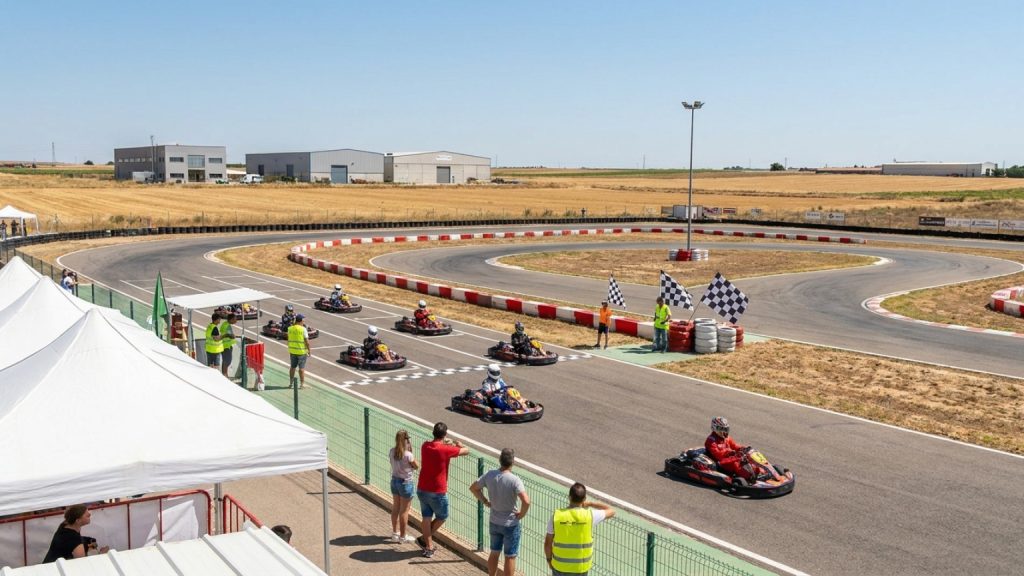 ¿Qué son las competiciones de karts en Tomelloso?